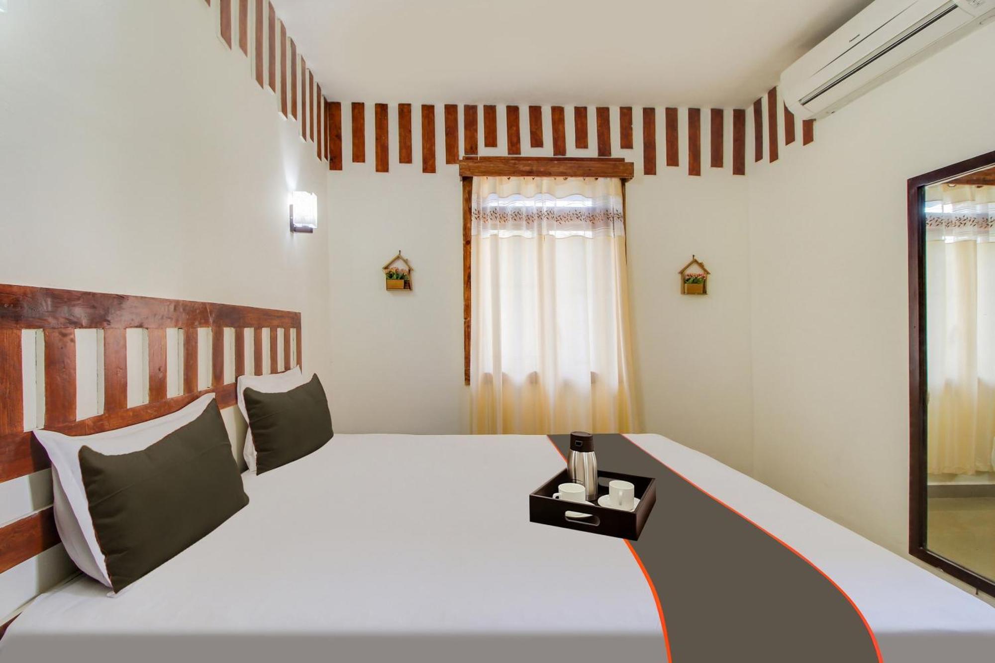 Hotel Capital O Royale Palms à Benaulim Extérieur photo